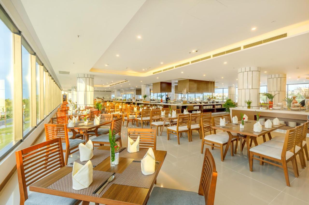 Selectum Noa Resort Cam Ranh Exterior foto