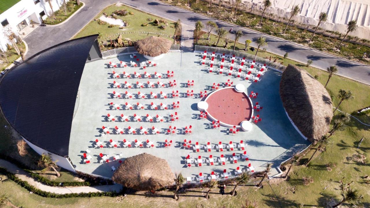 Selectum Noa Resort Cam Ranh Exterior foto