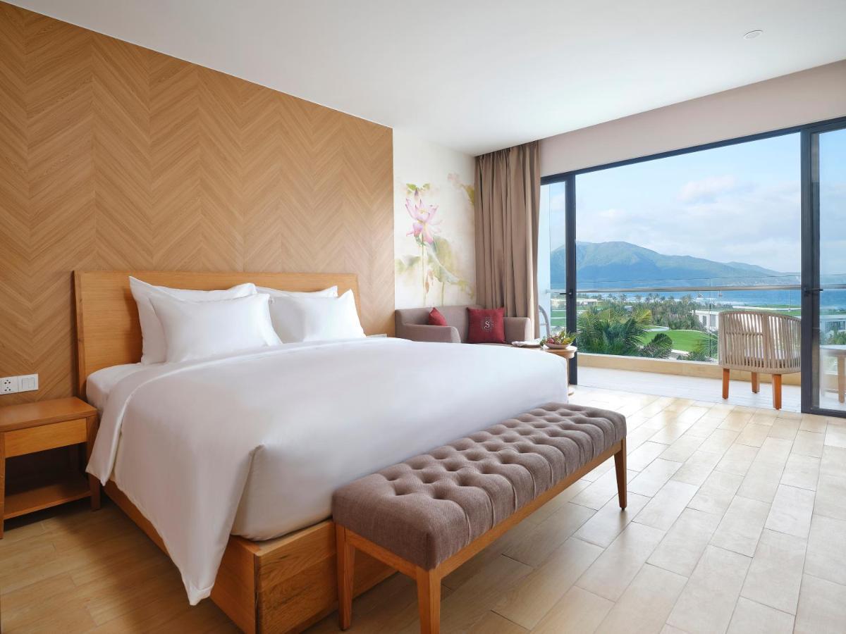 Selectum Noa Resort Cam Ranh Exterior foto