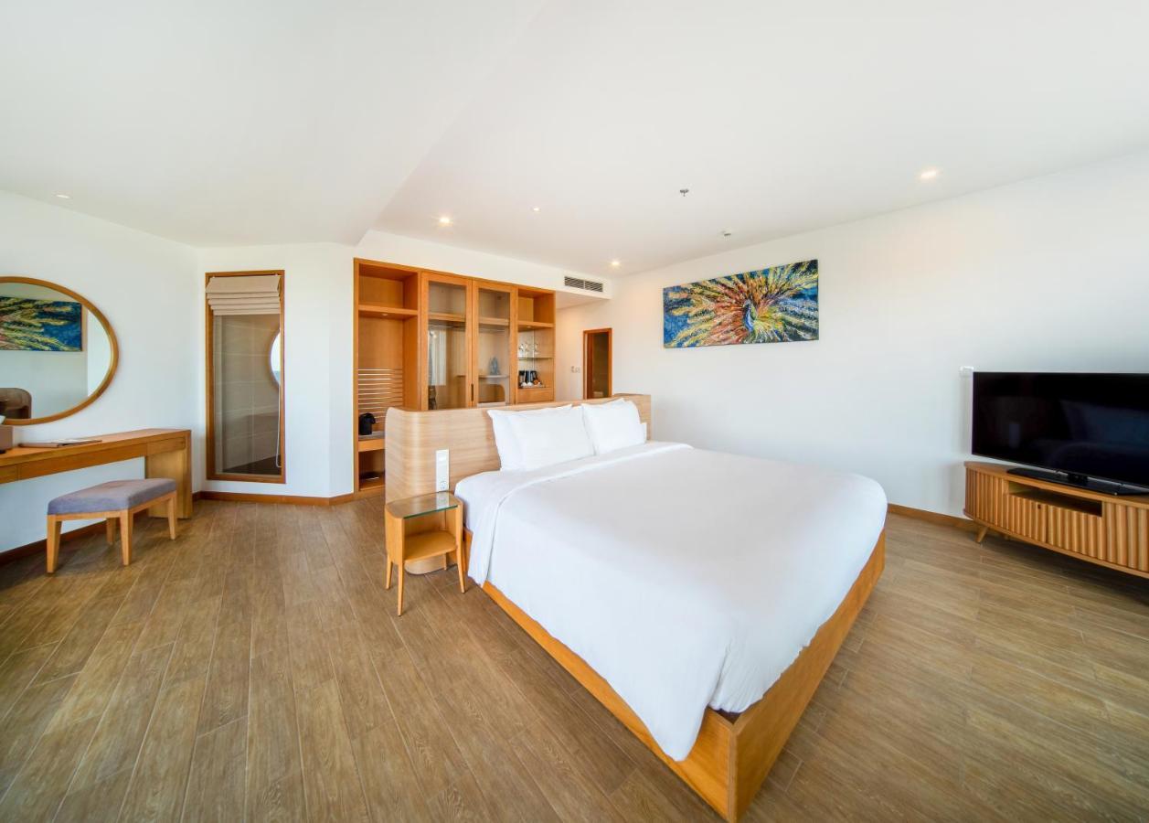 Selectum Noa Resort Cam Ranh Exterior foto